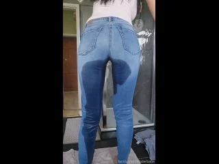 Waterbabe – Pee screenshot 1
