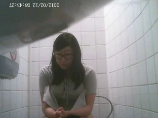 Student Restroom 105 screenshot 2