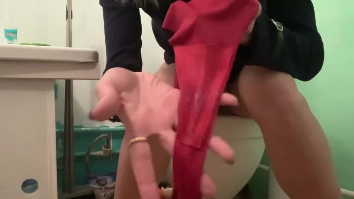 Lily – Good Portion Of Hot Shit