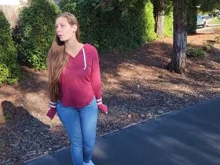XXSmiley – Your Date Pees Herself In Public screenshot 1