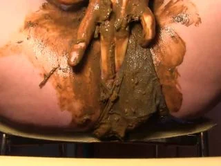 Dirty Barbara – Poop In Blue Panty screenshot 6