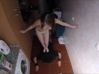 Piss In Boyfriends Face screenshot 5