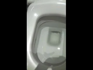 Kim Koettbullar – Solo Scat And Pooping screenshot 6