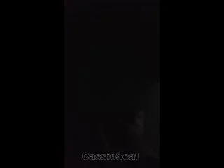 CassieScat – Using Public Toilet To Take A Shit screenshot 1