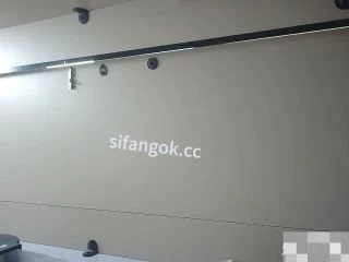 Streamer Filmed Multiple Times In Long Boots screenshot 1