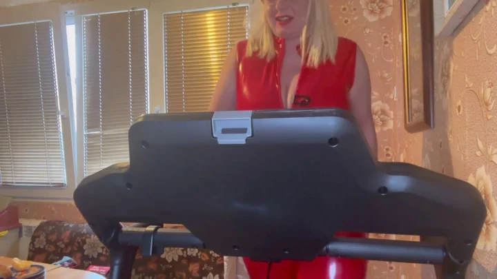 Beautifulhornymilf – Workout And Pissing In Red Latex Catsuit