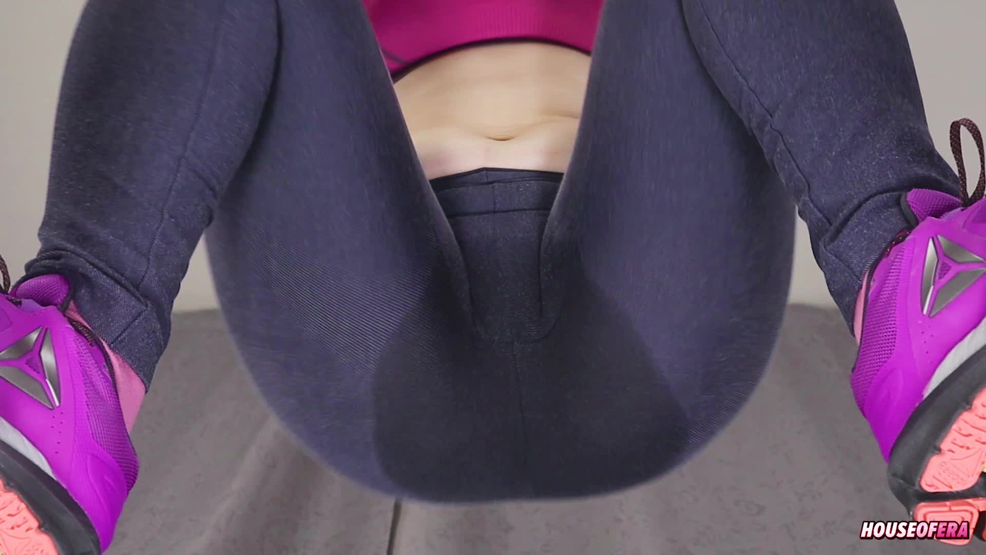 HouseofEra – Yoga Pants Pee Squat