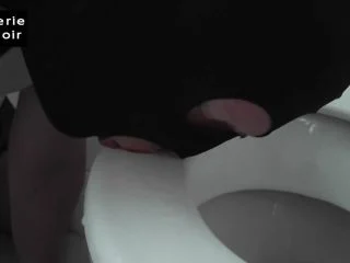 Trained To Toilet Slave screenshot 7