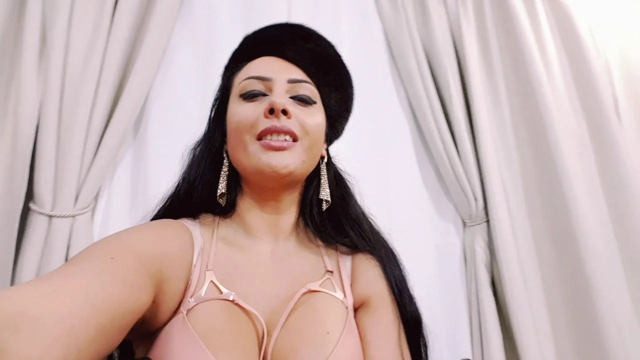 Mistress Ezada Sinn – Goddess Worship And Edging