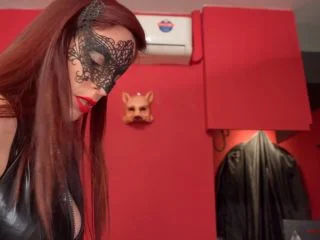 Mistress Victoria Colonna – My Enormous Cock Will Hurt screenshot 4