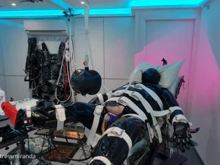 Miss Miranda – 8 Hours – No Problem screenshot 3