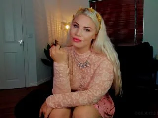 Goddess Blonde Kitty – Come Out Of The Closet Explicit screenshot 5