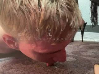 THE CRUEL BEAUTY – GODDESS BELLA – TRAMPLING FAT PIG screenshot 6