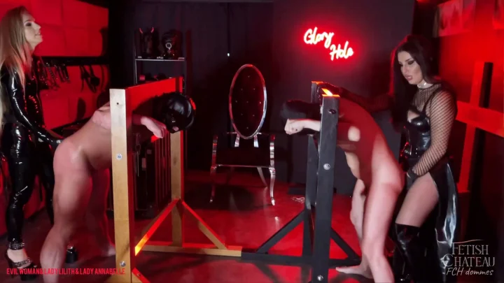 LadyAnnabelle666 – Strapon Gangbang Party On Locked In Stocks Slaves