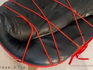 Mika Mistress Slave Riding Face – Latex Ass Vs Bondage Bitch screenshot 1