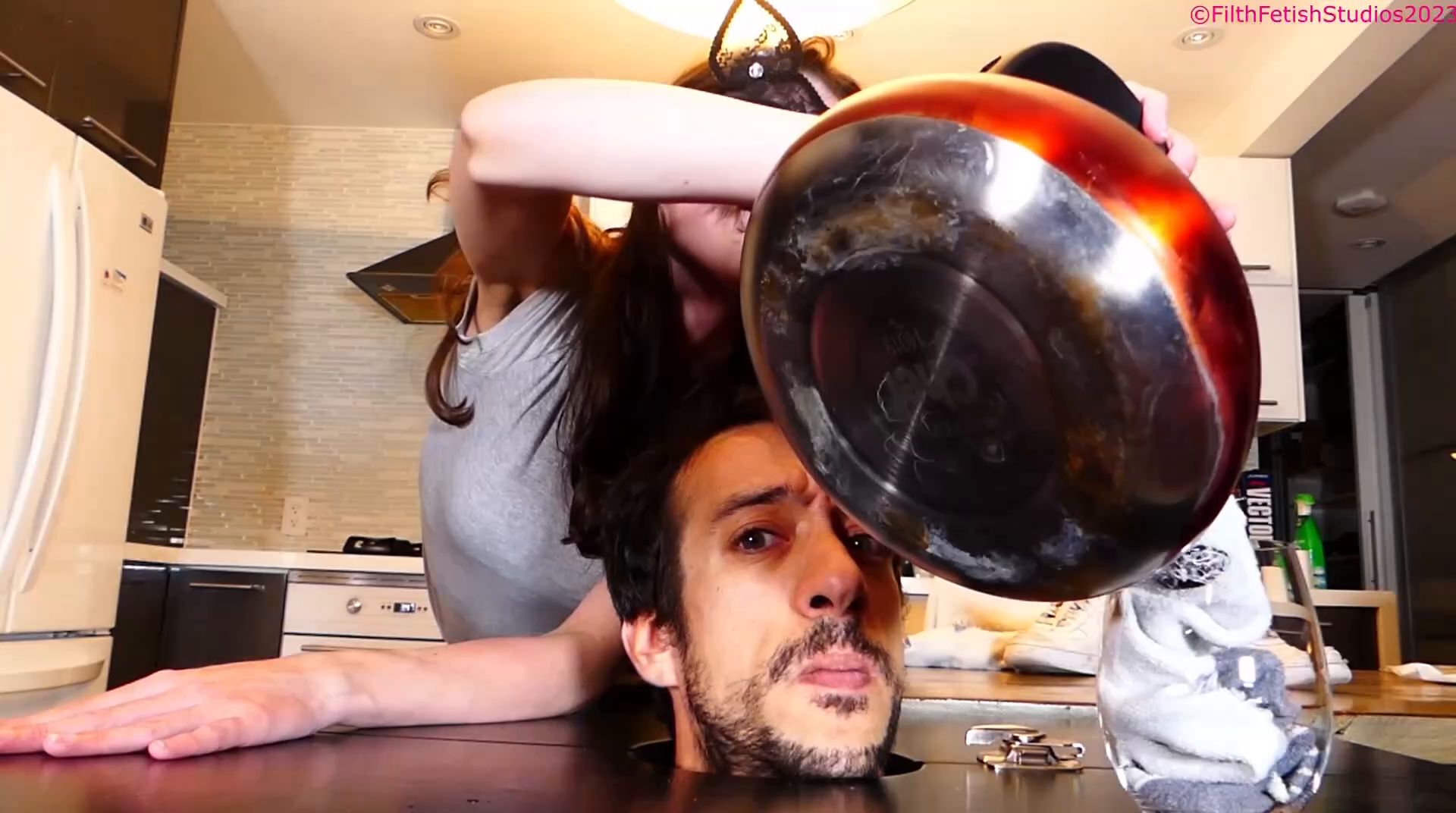 Filth Fetish Studios – Super Sweaty Sock Tea – Princess Genevieve