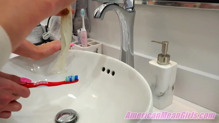 Princess Amber And Princess Alexandria – Cum Brushing Whore